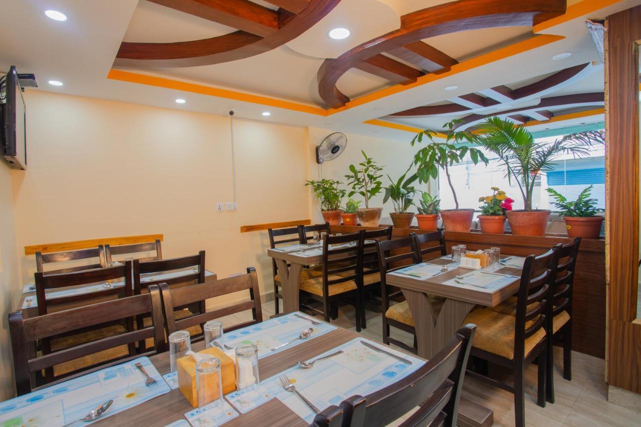 Hotel Maheshwor Pashupatinath Экстерьер фото